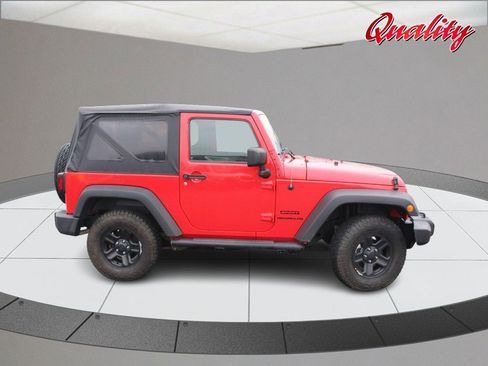 Used 2015 Jeep Wrangler Sport image 2