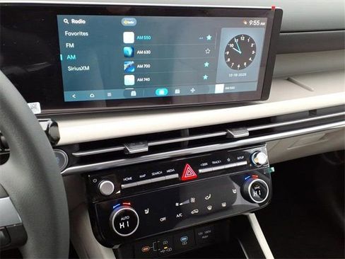 New 2026 Hyundai Tucson SEL FWD image 11