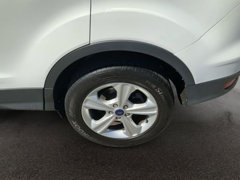 Used 2016 Ford Escape SE w/ Equipment Group 201A AWD/4WD image 35