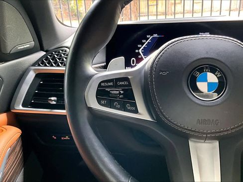Certified 2025 BMW X5 sDrive40i w/ M Sport Package RWD image 23
