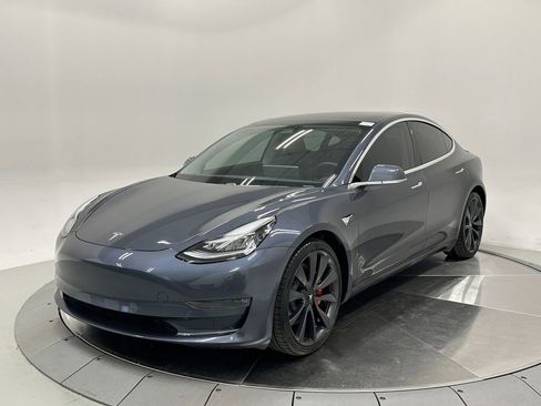 Used 2020 Tesla Model 3 Performance image 3