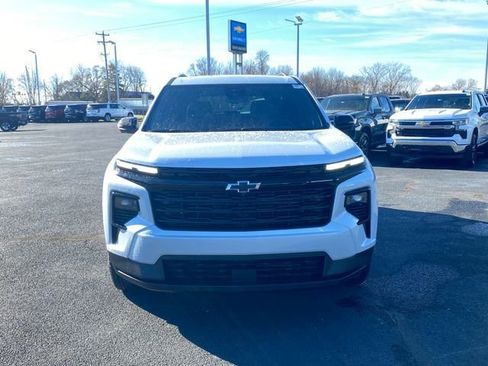 New 2026 Chevrolet Traverse LT w/ Midnight/Sport Edition image 9