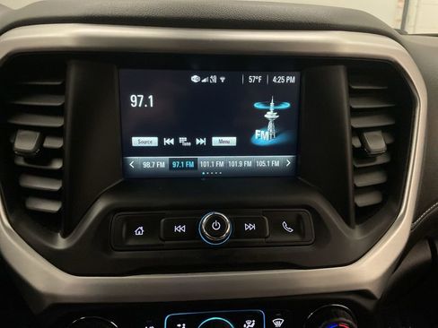 Used 2019 GMC Acadia SLE image 6