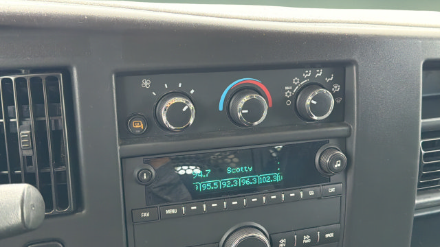 Used 2025 GMC Savana 2500 w/ Driver Convenience Package RWD image 32