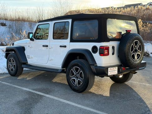 Used 2021 Jeep Wrangler Unlimited Sport image 6