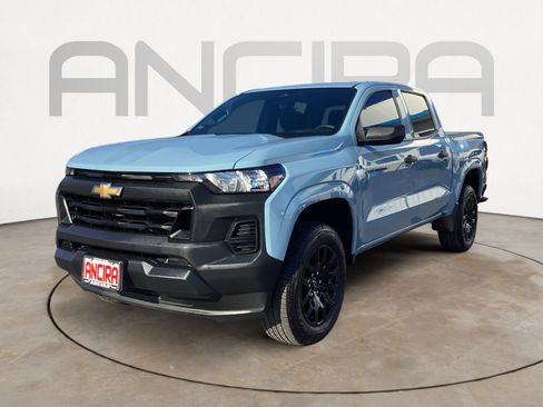 Used 2025 Chevrolet Colorado W/T w/ WT Custom Package image 9
