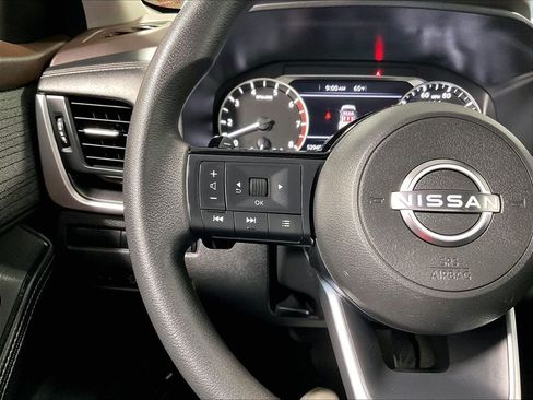 Certified 2023 Nissan Rogue SV AWD/4WD image 22