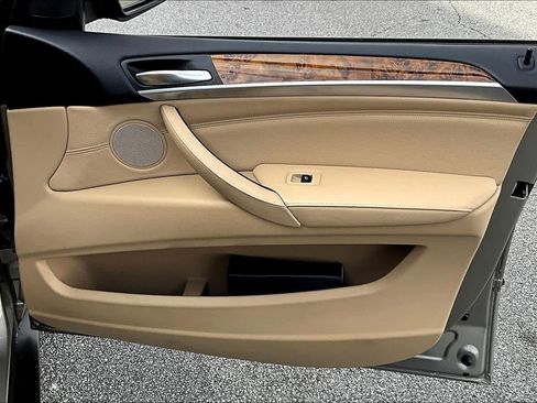 Used 2008 BMW X5 3.0si image 21