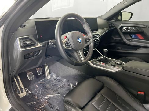 Used 2024 BMW M2 w/ Lighting Package image 9