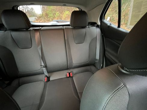 Used 2025 Buick Encore GX Preferred image 31