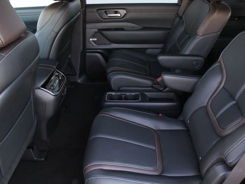 New 2026 Nissan Armada SL w/ Captain's Chari Seat Package image 26