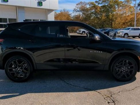 New 2025 Chevrolet Blazer LT w/ Driver Confidence Package image 9