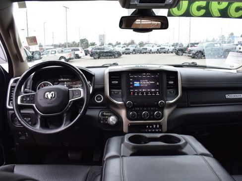 Used 2019 RAM 1500 Laramie image 30