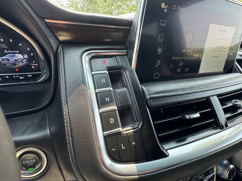 Used 2024 GMC Yukon SLE AWD/4WD image 33