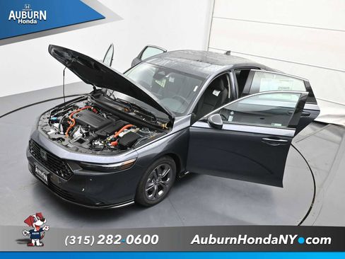 New 2025 Honda Accord EX-L image 32