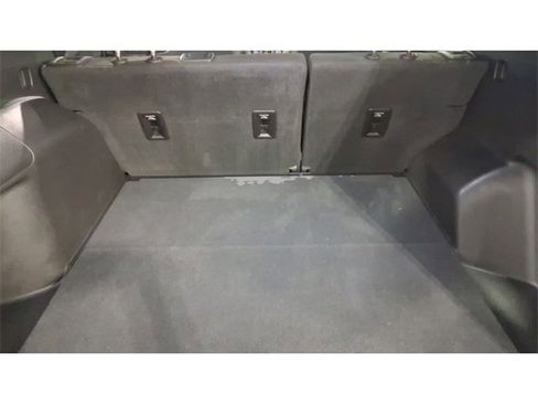 Used 2018 Chevrolet Equinox LS image 22