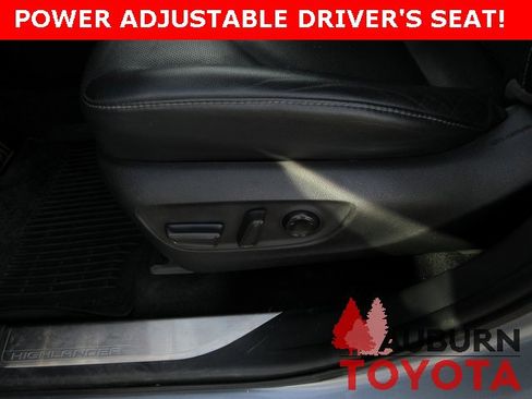 Certified 2022 Toyota Highlander Platinum image 14
