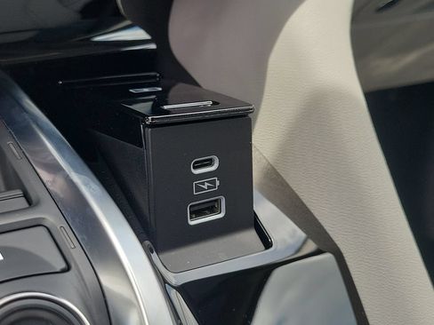 Used 2024 Acura MDX FWD w/ Technology Package image 27