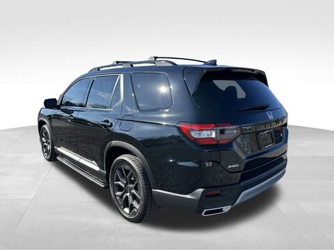 Used 2023 Honda Pilot Elite image 16