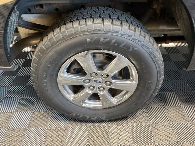 Used 2018 Ford F150 XLT w/ Equipment Group 302A Luxury AWD/4WD image 38