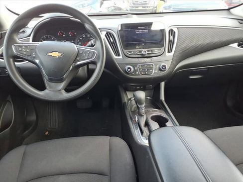 Used 2024 Chevrolet Malibu LT image 8