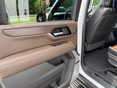New 2026 GMC Yukon XL Denali Ultimate AWD/4WD image 16