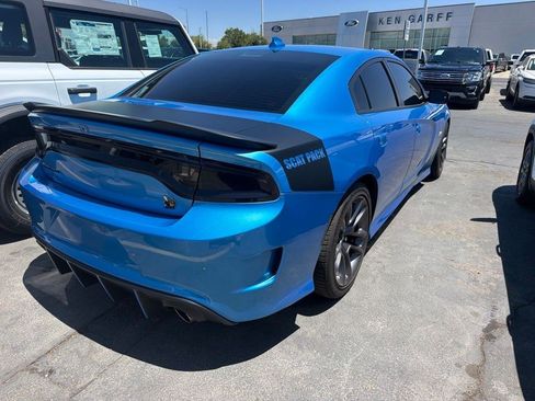Used 2023 Dodge Charger Scat Pack w/ Plus Group RWD image 2