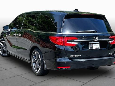 Used 2023 Honda Odyssey Elite image 12