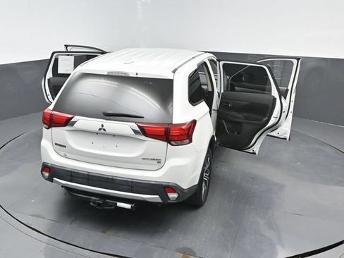 Used 2018 Mitsubishi Outlander SE AWD/4WD image 28
