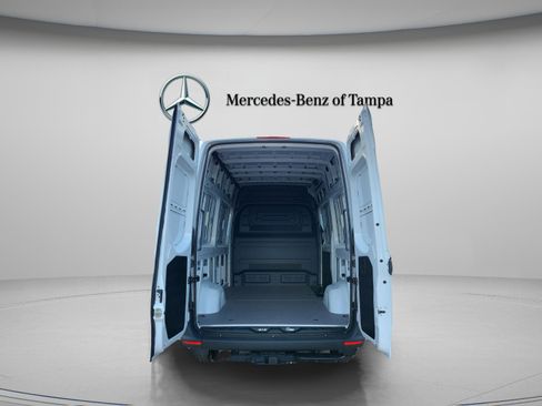 New 2025 Mercedes-Benz Sprinter 2500 image 23