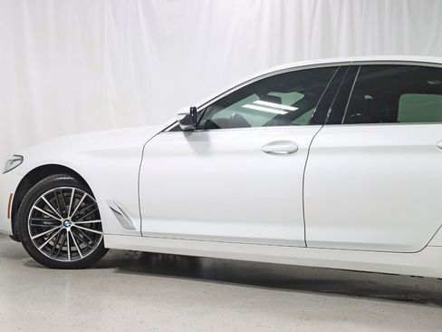 Used 2022 BMW 540i xDrive w/ Executive Package AWD/4WD image 12