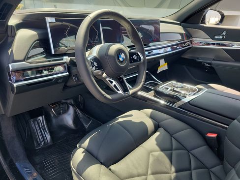 New 2026 BMW 740i xDrive AWD/4WD image 19