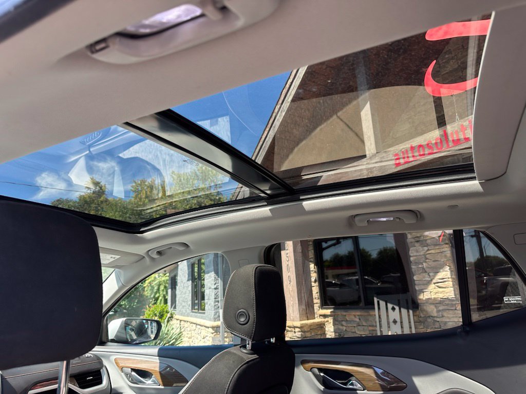 Used 2019 GMC Terrain SLE w/ Driver Convenience Package FWD image 38