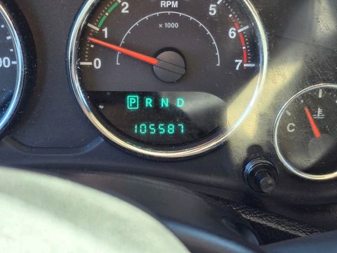 Used 2011 Jeep Wrangler Unlimited Sahara w/ Dual Top Group image 26