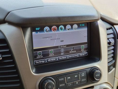 Used 2018 GMC Yukon XL Denali w/ Open Road Package AWD/4WD image 23