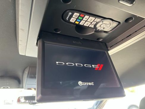 Used 2017 Dodge Grand Caravan SE FWD image 15