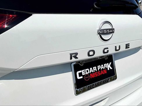 New 2026 Nissan Rogue S image 15