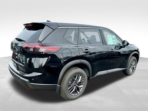 New 2026 Nissan Rogue S image 4