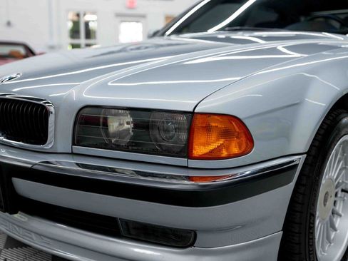 Used 1998 BMW 740iL image 12