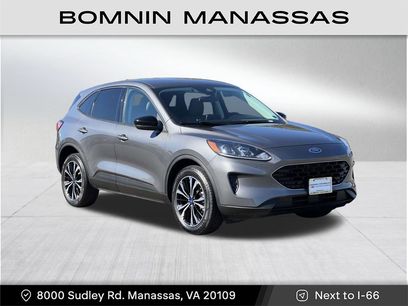 Used 2022 Ford Escape SE w/ SE Sport Appearance Package