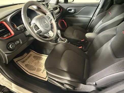 Certified 2023 Jeep Renegade Trailhawk image 12