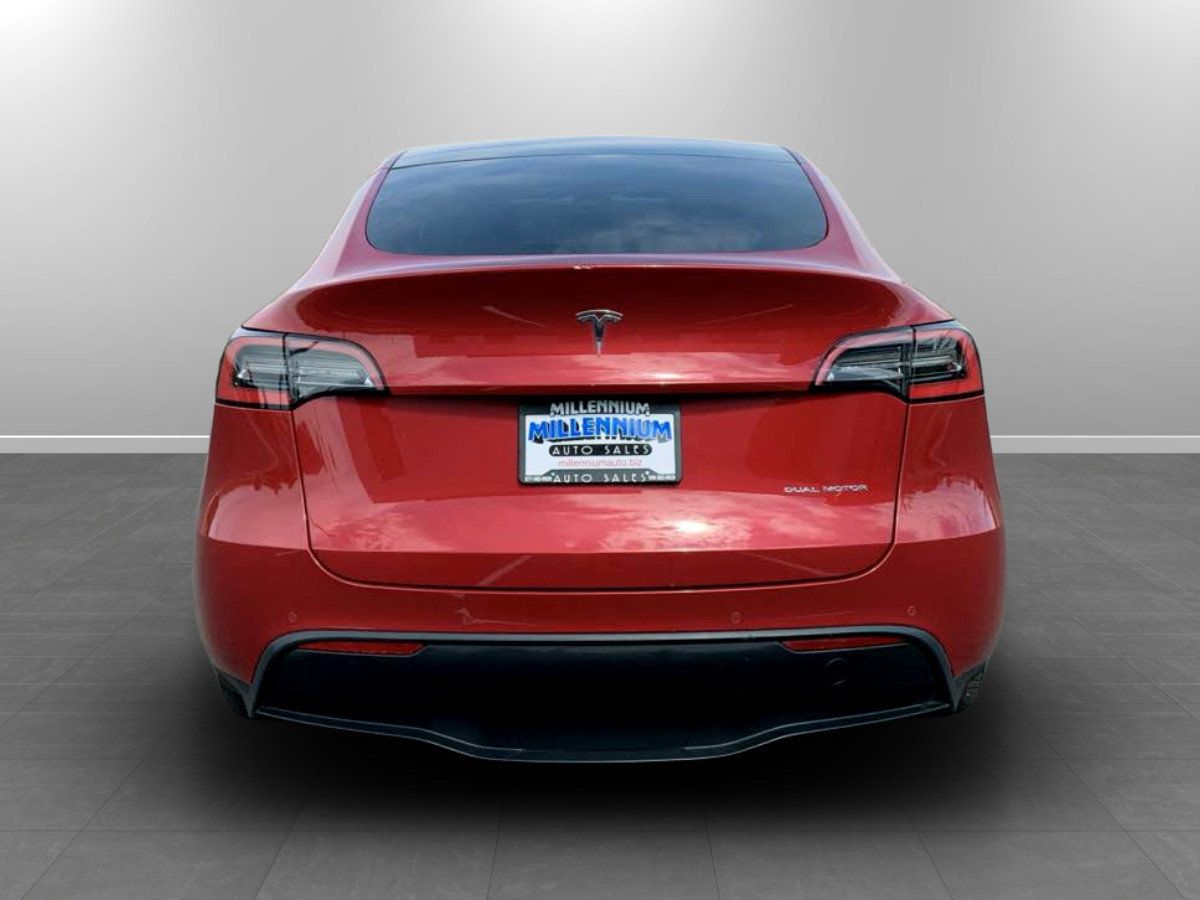 Used 2021 Tesla Model Y Long Range AWD/4WD image 6