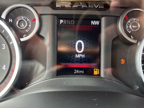 New 2026 RAM 3500 Big Horn AWD/4WD image 31