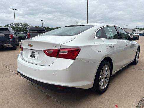 Used 2024 Chevrolet Malibu LT FWD image 9