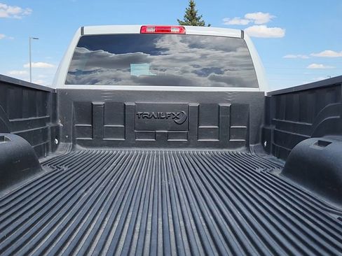 Used 2024 RAM 2500 Big Horn AWD/4WD image 19