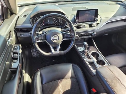 Used 2024 Nissan Altima 2.5 SR image 6