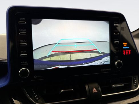 Used 2021 Toyota C-HR XLE FWD image 15