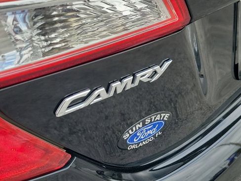 Used 2014 Toyota Camry FWD image 7