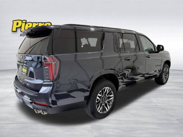 Used 2025 Chevrolet Suburban Z71 AWD/4WD image 8