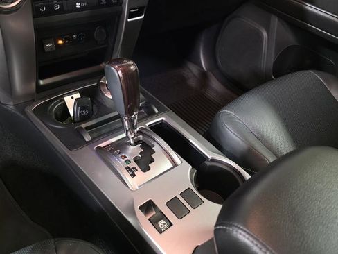 Used 2022 Toyota 4Runner Limited image 28